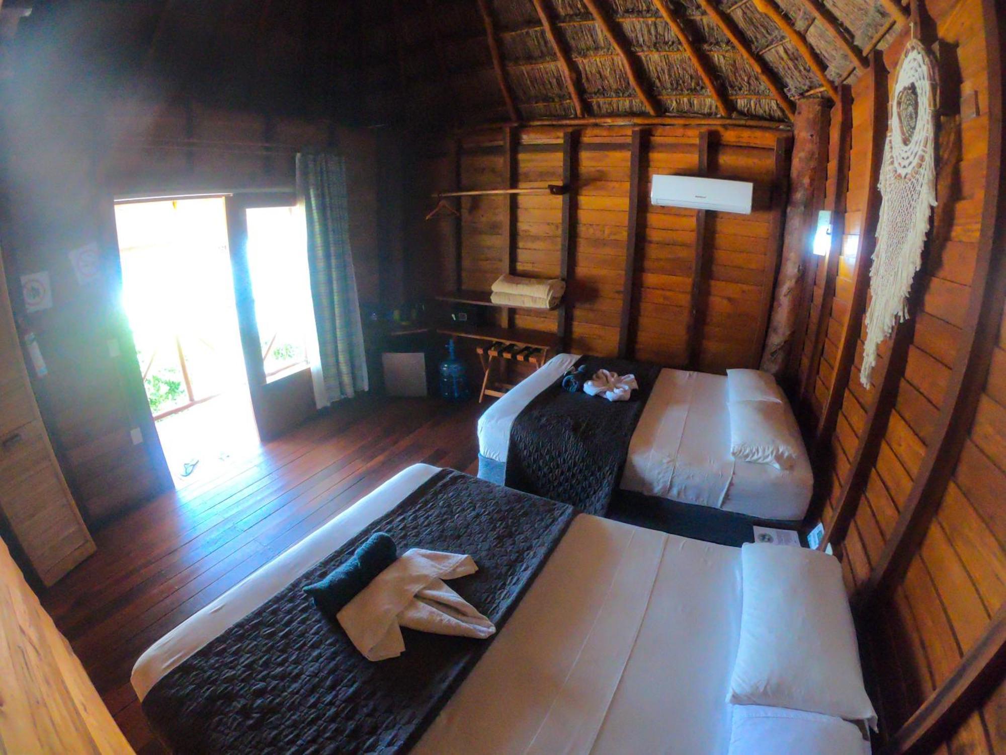 Palmeras De Mahahual Cabanas Oda fotoğraf
