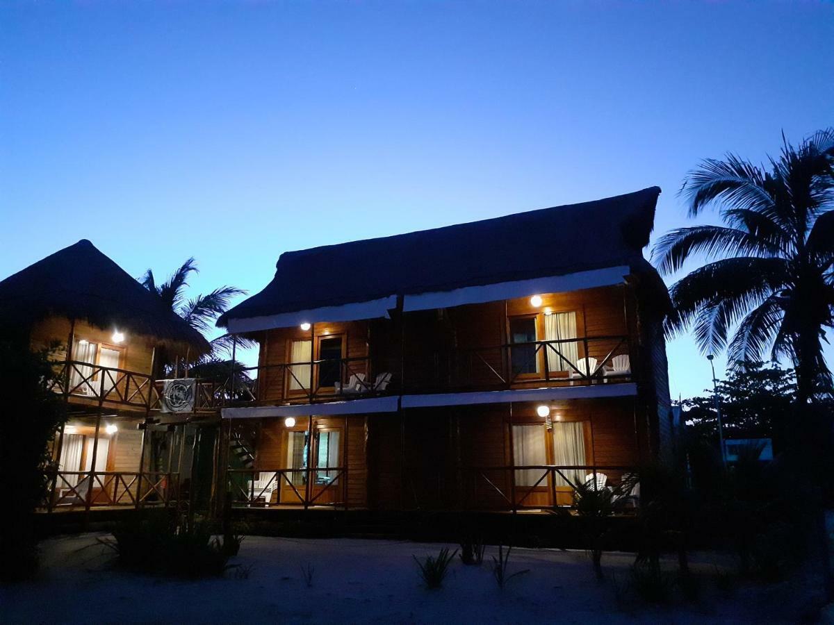 Palmeras De Mahahual Cabanas Dış mekan fotoğraf