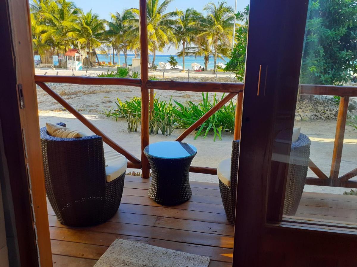 Palmeras De Mahahual Cabanas Dış mekan fotoğraf